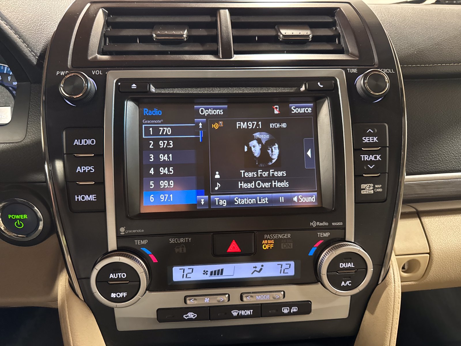 Used 2014 Toyota Camry XLE w/ Leather Package FWD image 17