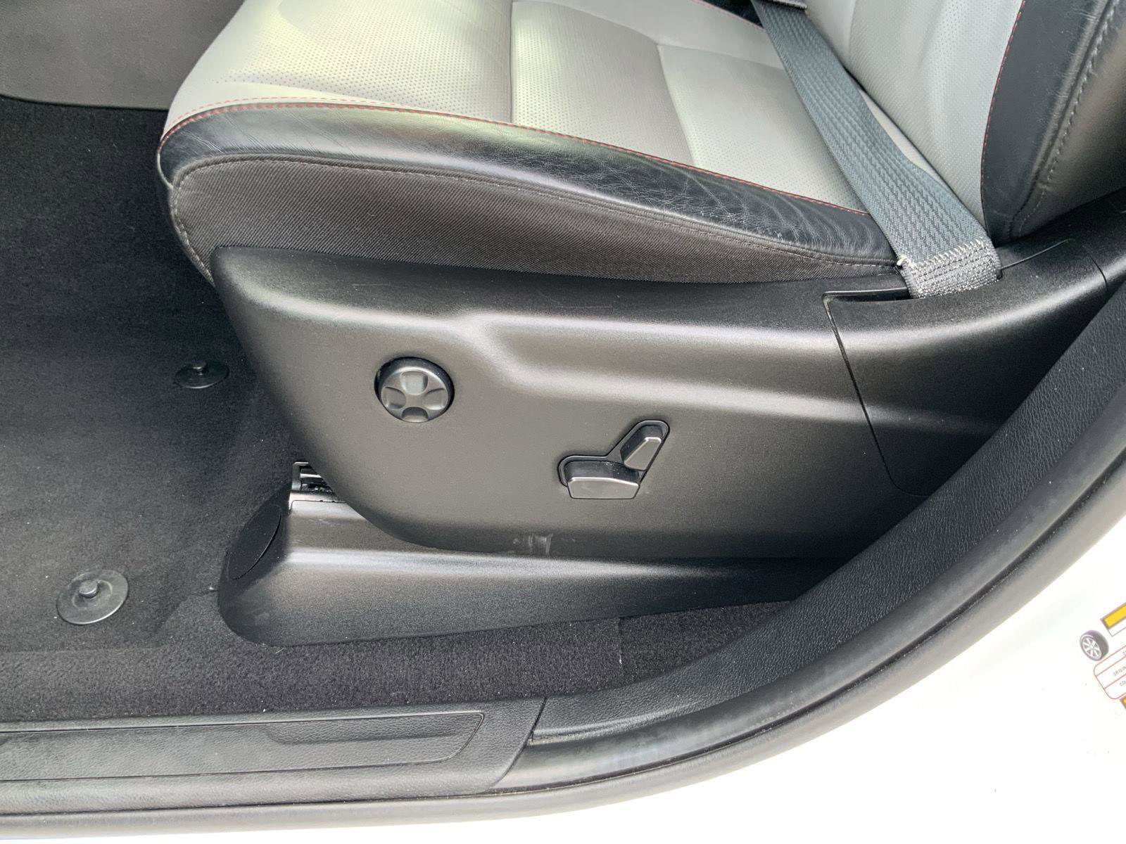 Used 2023 Dodge Durango GT image 24