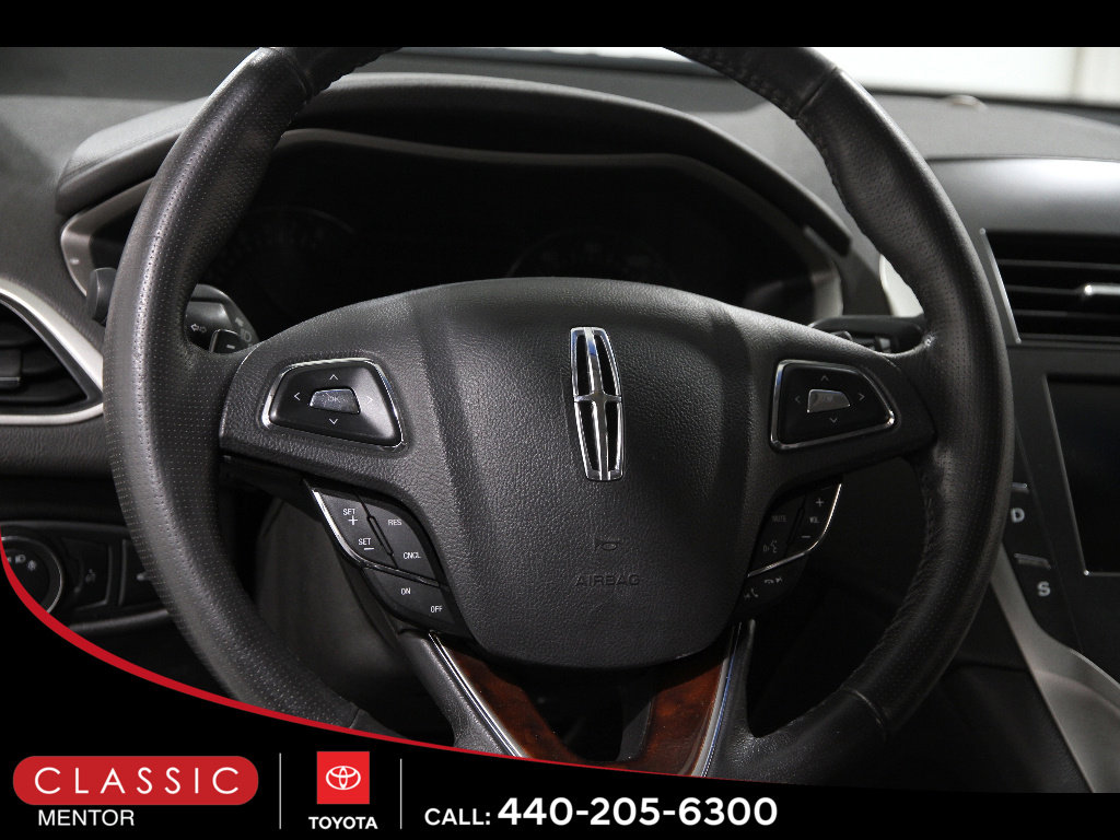 Used 2014 Lincoln MKZ image 8