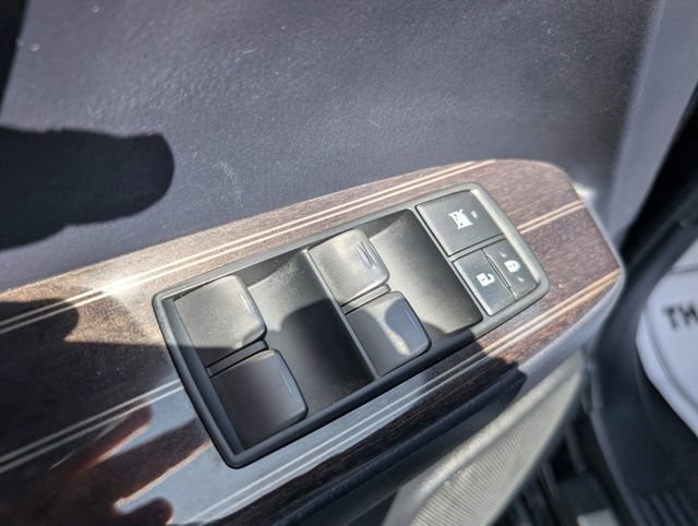 Used 2021 Lexus GX 460 Premium w/ Premium Package AWD/4WD image 15