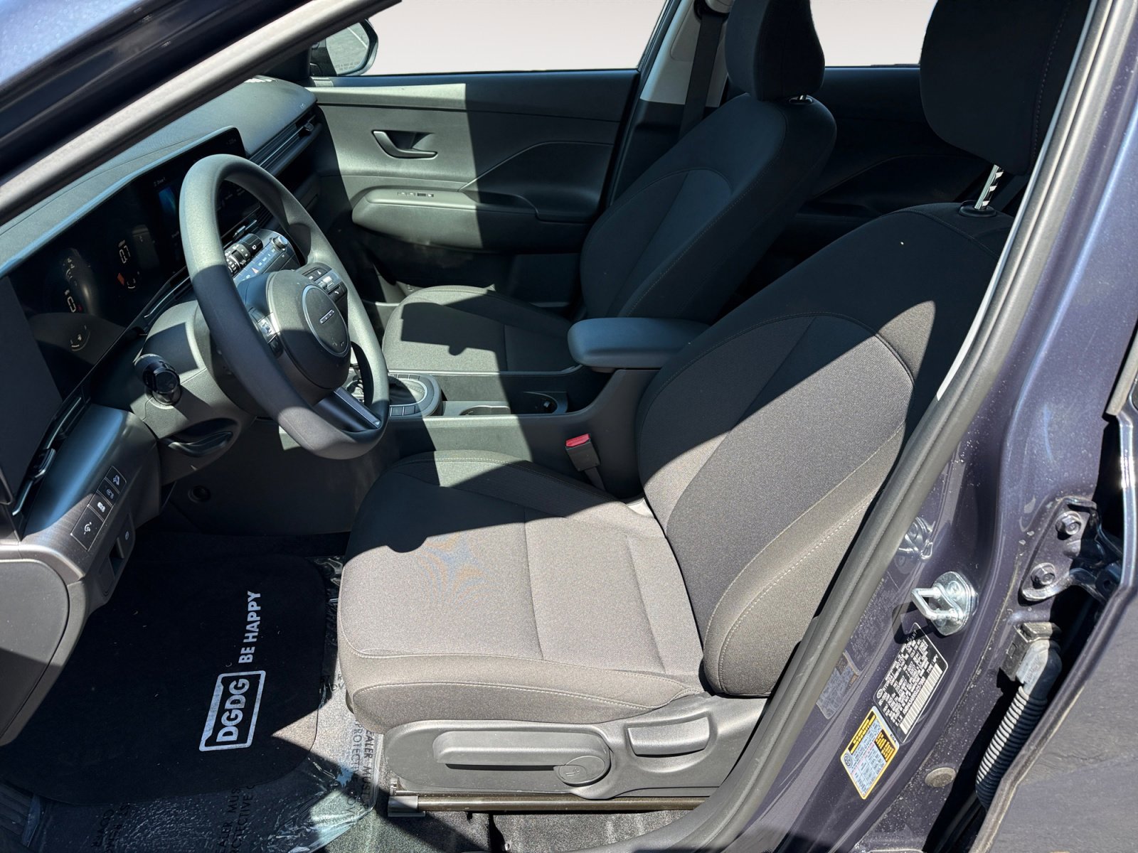 Certified 2025 Hyundai Kona SE image 10