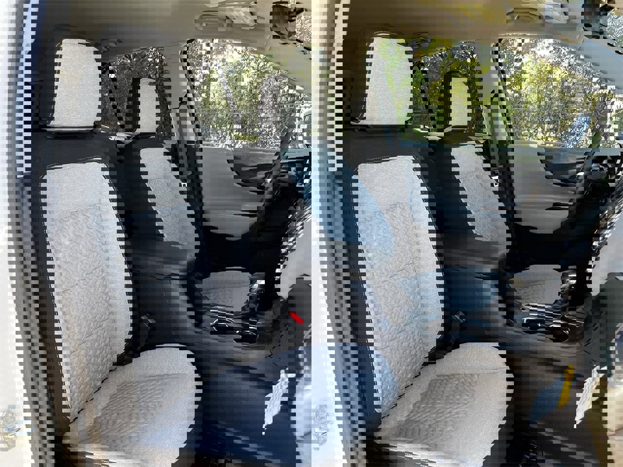 Used 2023 Chevrolet Equinox LS w/ LS Convenience Package image 24