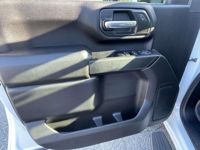 Used 2025 Chevrolet Silverado 2500 Custom w/ Custom Value Package image 16