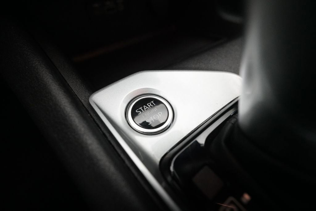 Certified 2025 Nissan Altima 2.5 SV AWD/4WD image 30