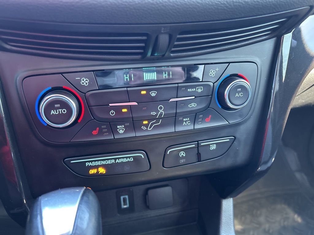 Used 2017 Ford Escape Titanium image 20