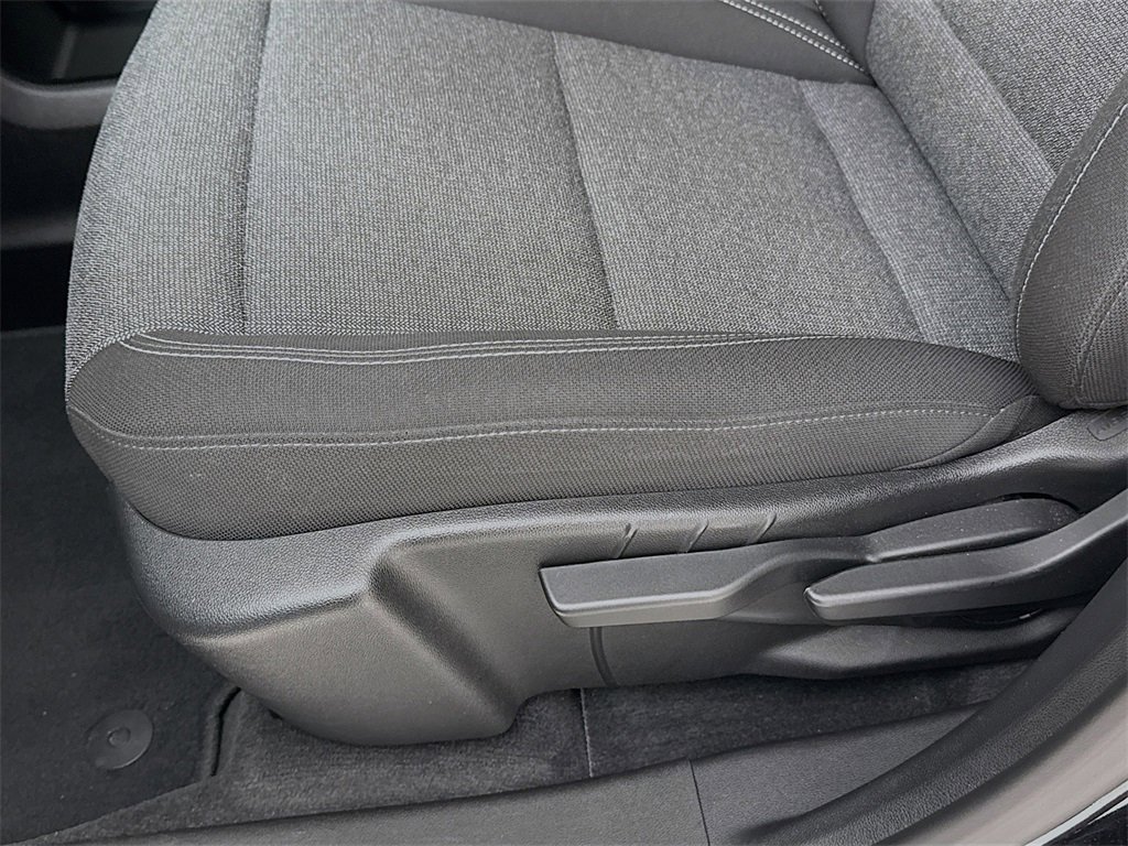 Used 2025 GMC Terrain Elevation image 23