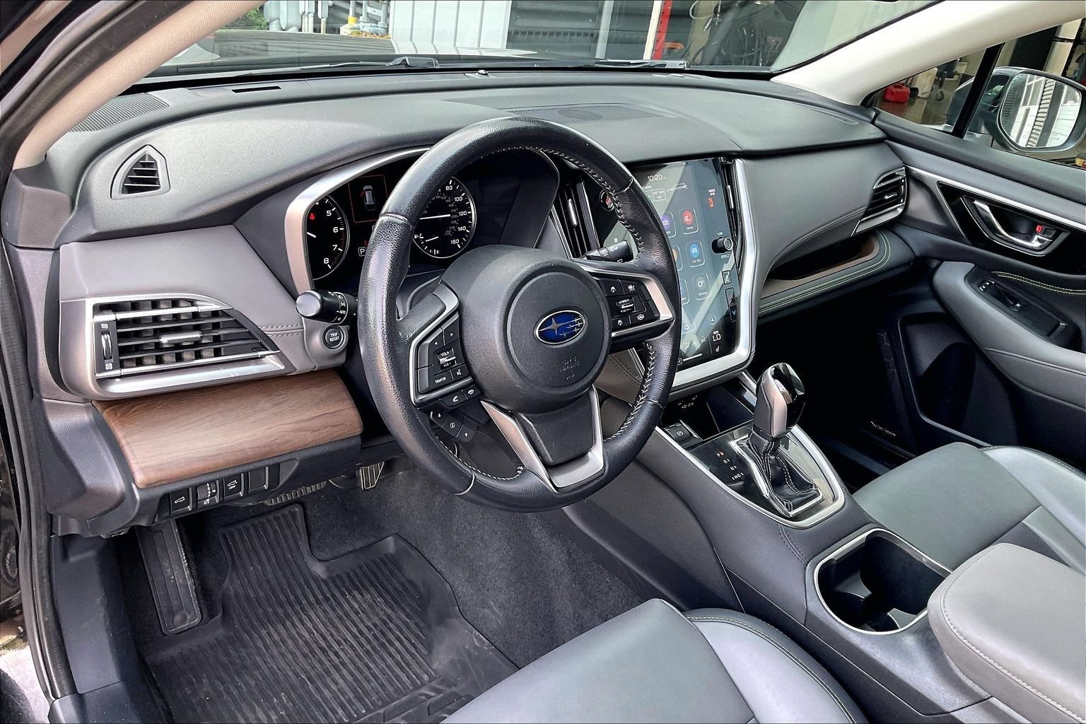 Used 2021 Subaru Outback Onyx Edition XT AWD/4WD image 14