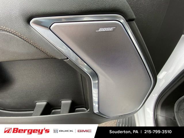 Certified 2024 Chevrolet Silverado 1500 High Country w/ Technology Package image 28