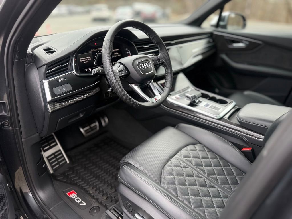Used 2022 Audi SQ7 Premium Plus AWD/4WD image 16