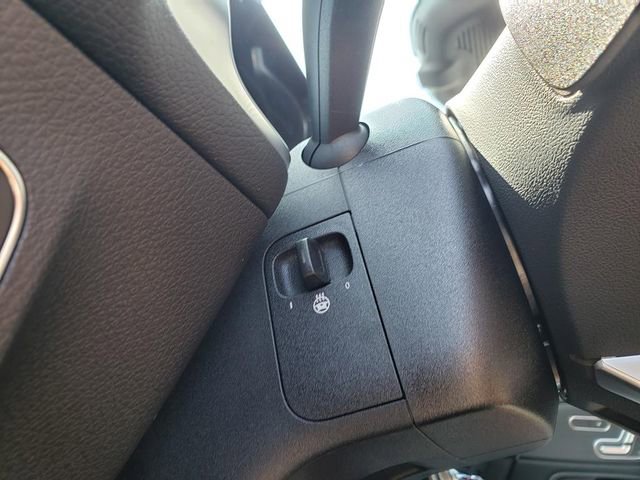 New 2026 Mercedes-Benz GLB 250 4MATIC image 31