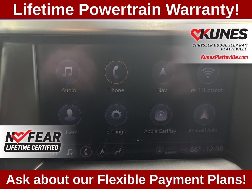 Used 2023 GMC Acadia SLT image 24