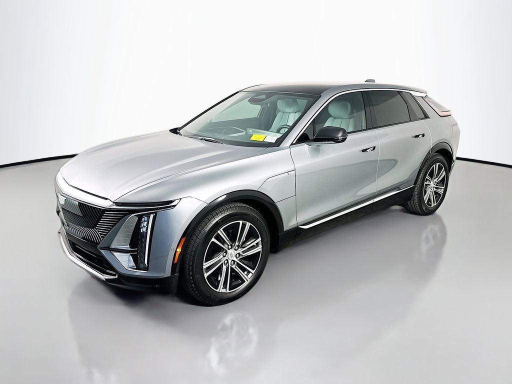 Used 2024 Cadillac Lyriq Luxury RWD video 3
