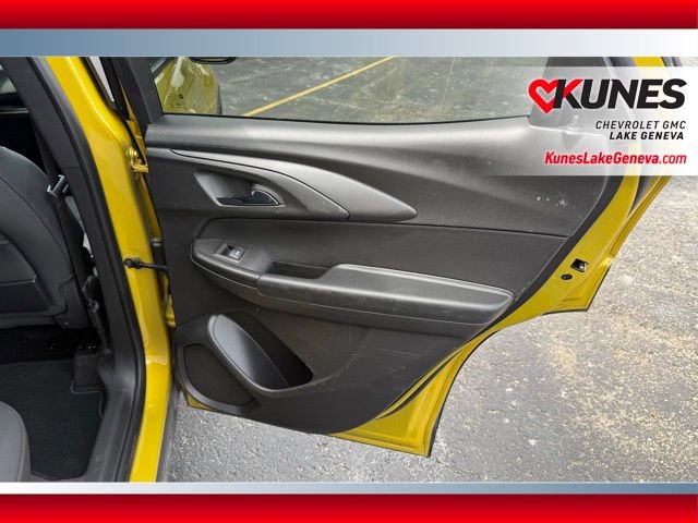 Used 2023 Chevrolet TrailBlazer RS w/ Sun and Liftgate Package image 19