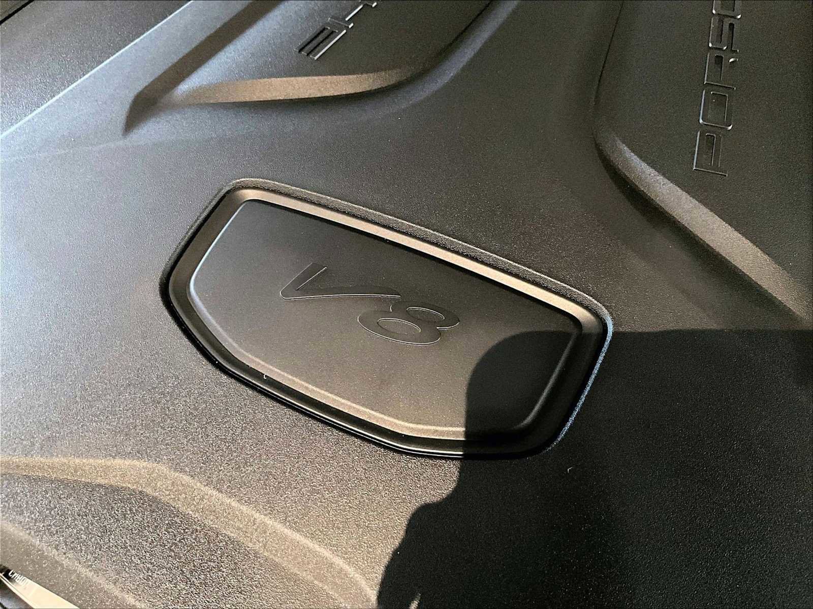 Used 2025 Porsche Cayenne Turbo image 35