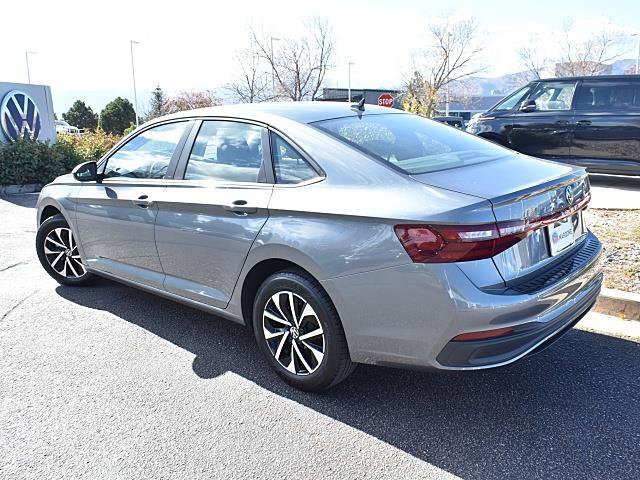 Used 2025 Volkswagen Jetta S image 4