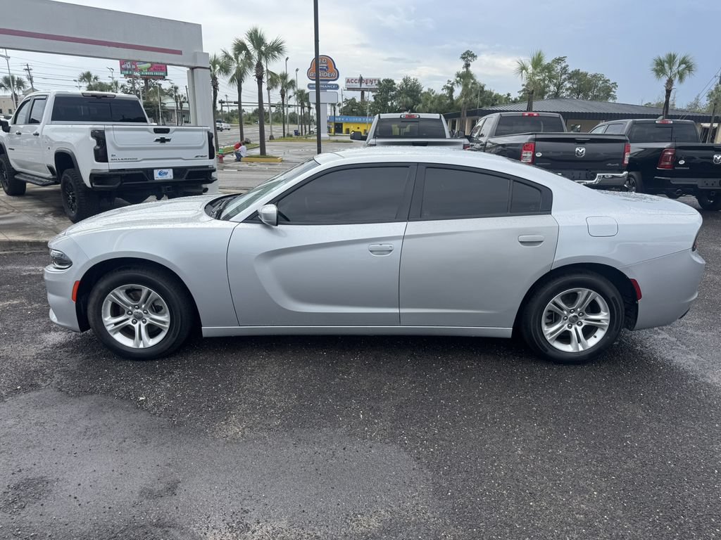 Used 2022 Dodge Charger SXT RWD image 5