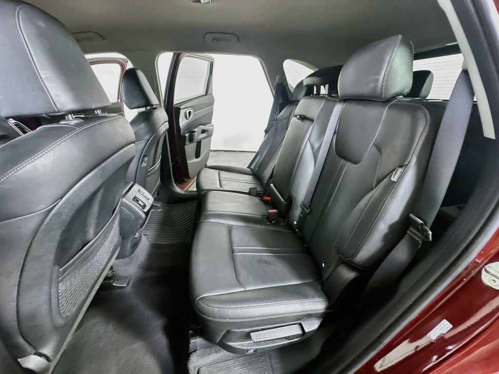 Used 2024 Kia Sorento S FWD image 17