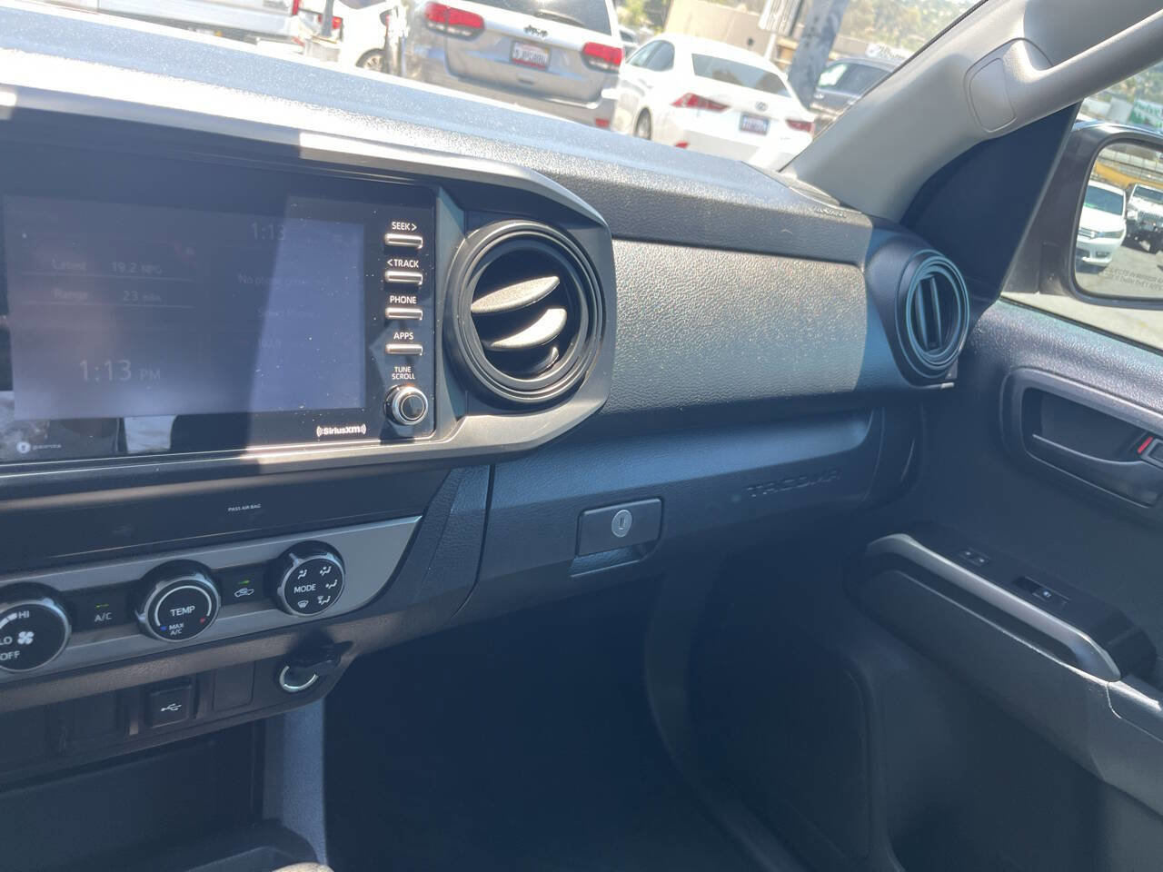 Used 2022 Toyota Tacoma SR image 25