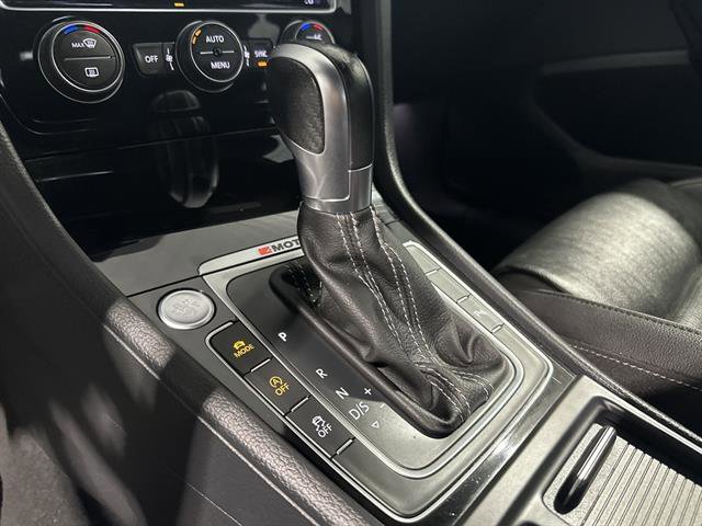 Used 2019 Volkswagen Golf R 4-Door image 27