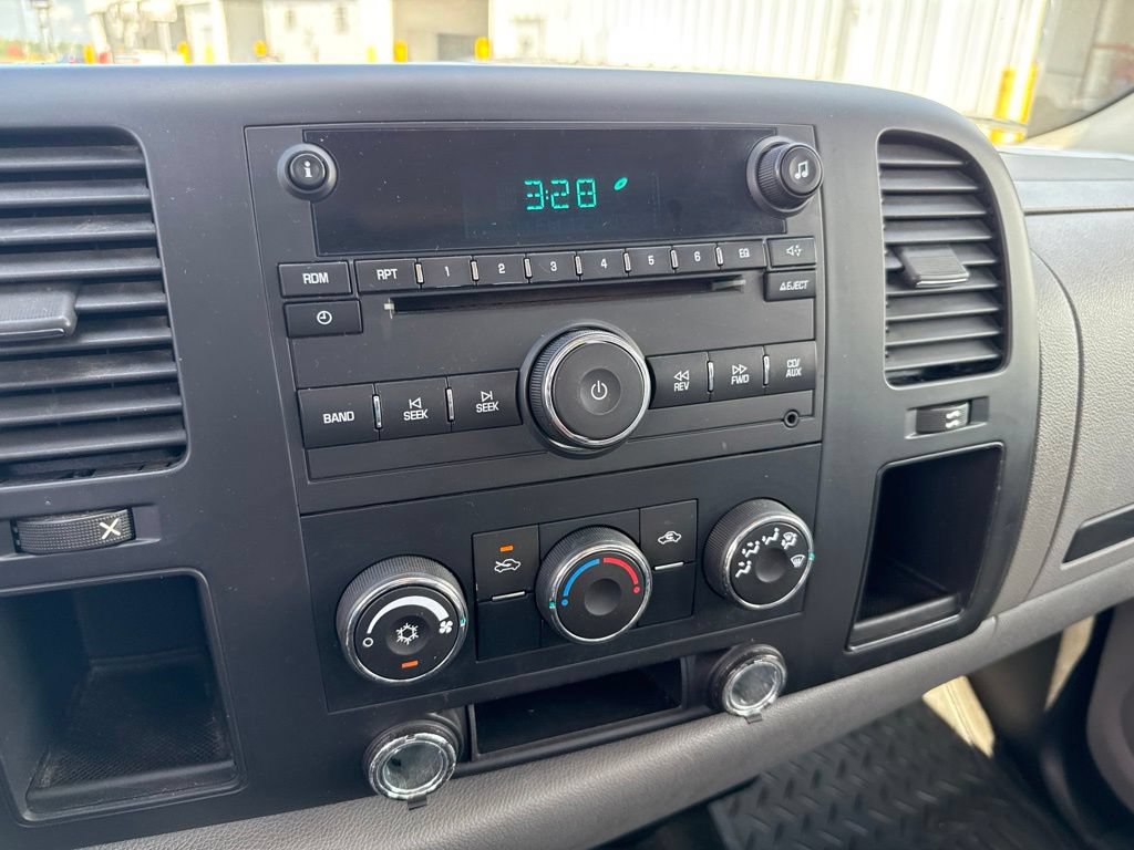 Used 2007 Chevrolet Silverado 1500 W/T w/ LS Package RWD image 16