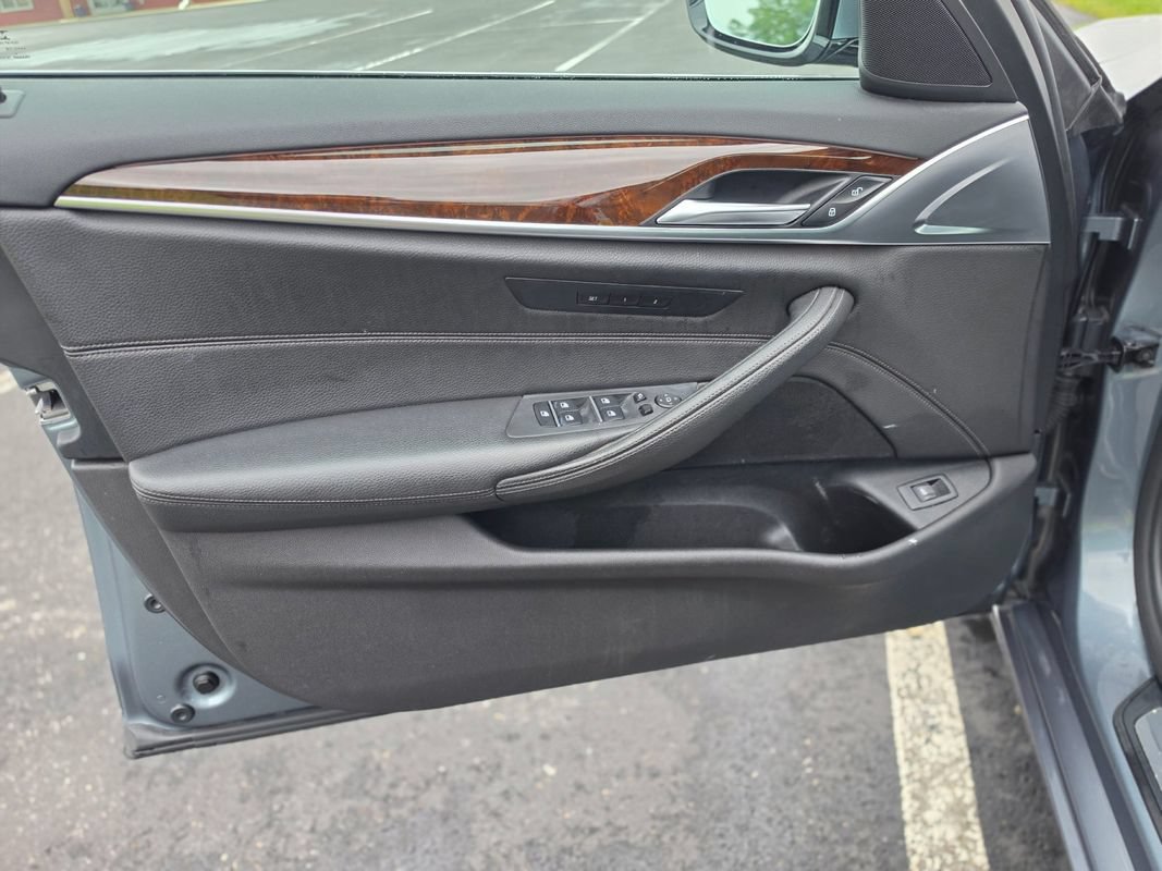Used 2019 BMW 540i xDrive w/ Premium Package AWD/4WD image 19