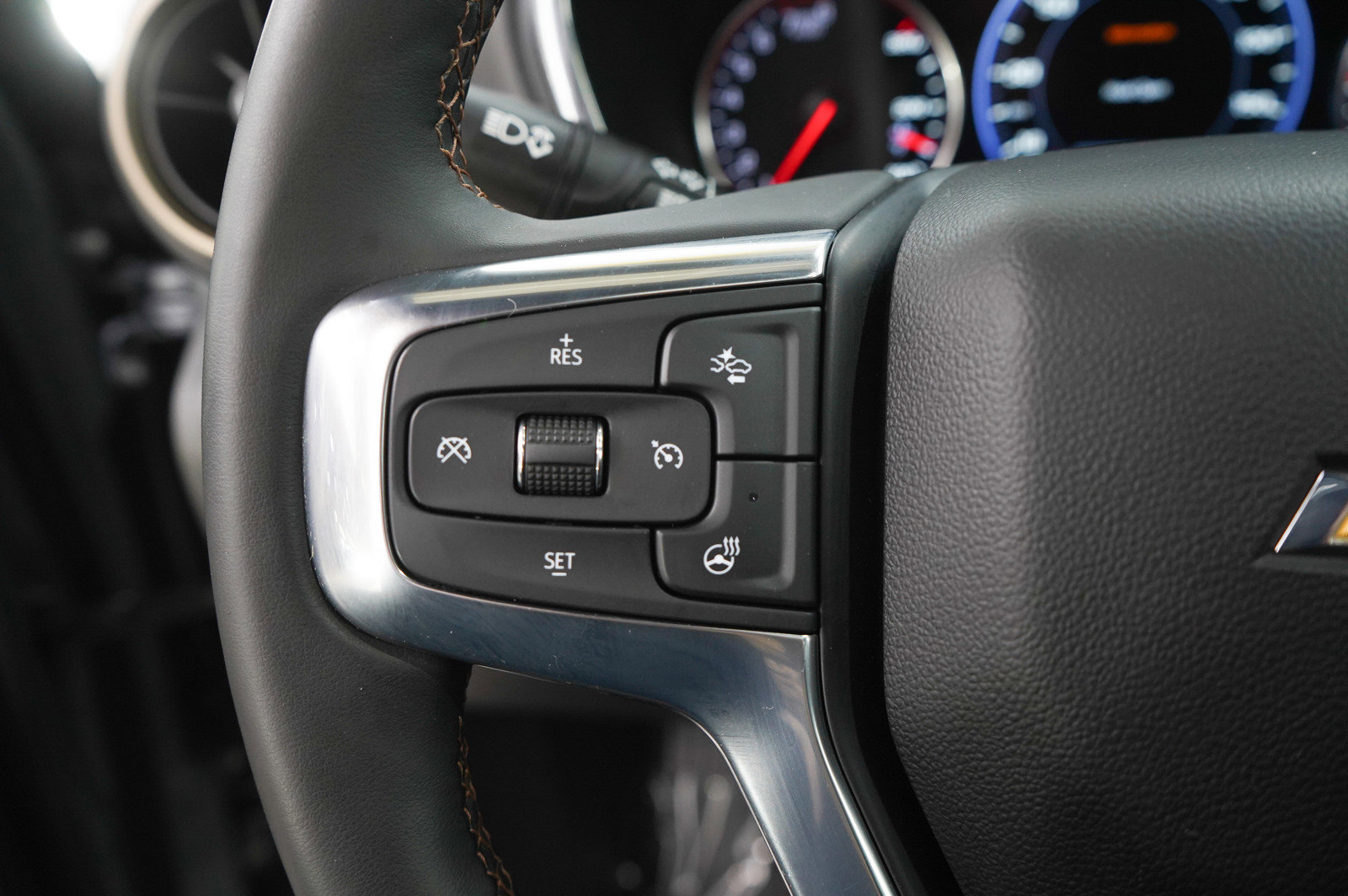 Used 2023 Chevrolet Blazer Premier w/ Driver Confidence II Package image 18