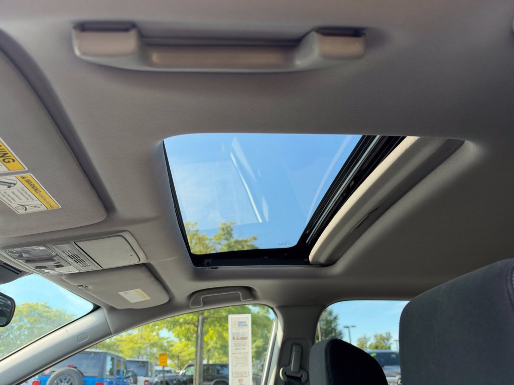 Used 2022 Honda CR-V EX image 31