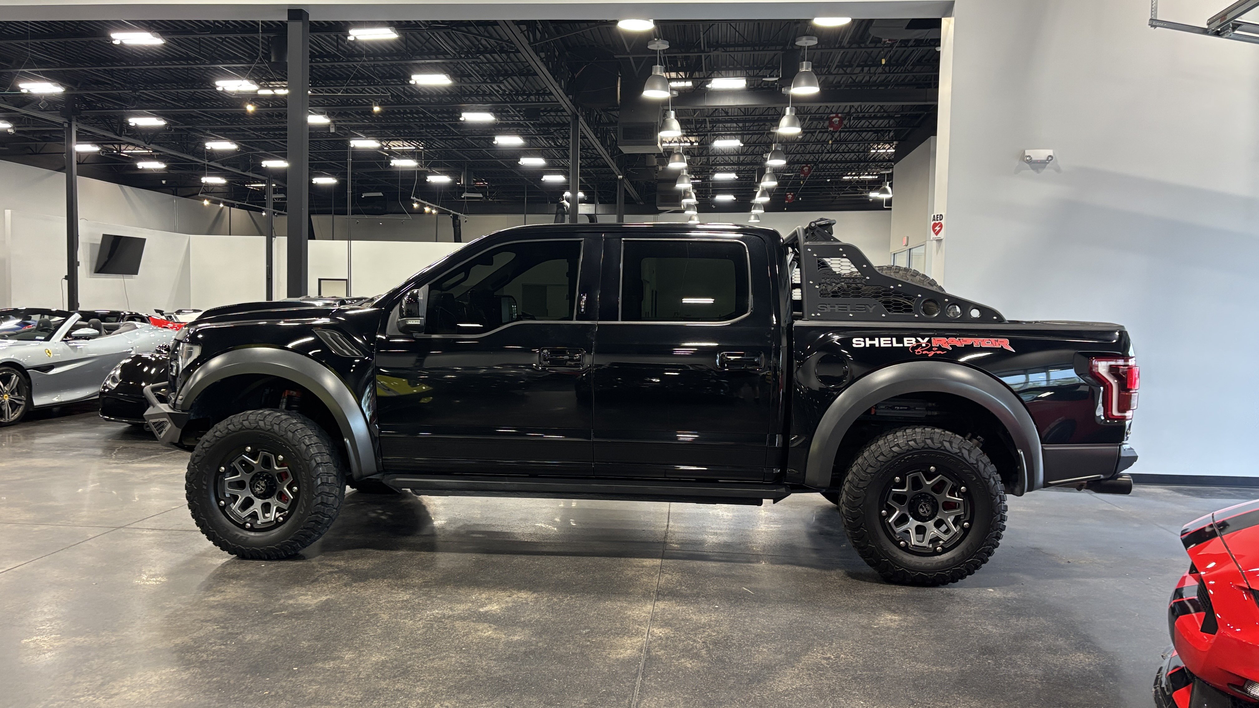 Used 2018 Ford F150 Raptor w/ Equipment Group 802A Luxury AWD/4WD image 6