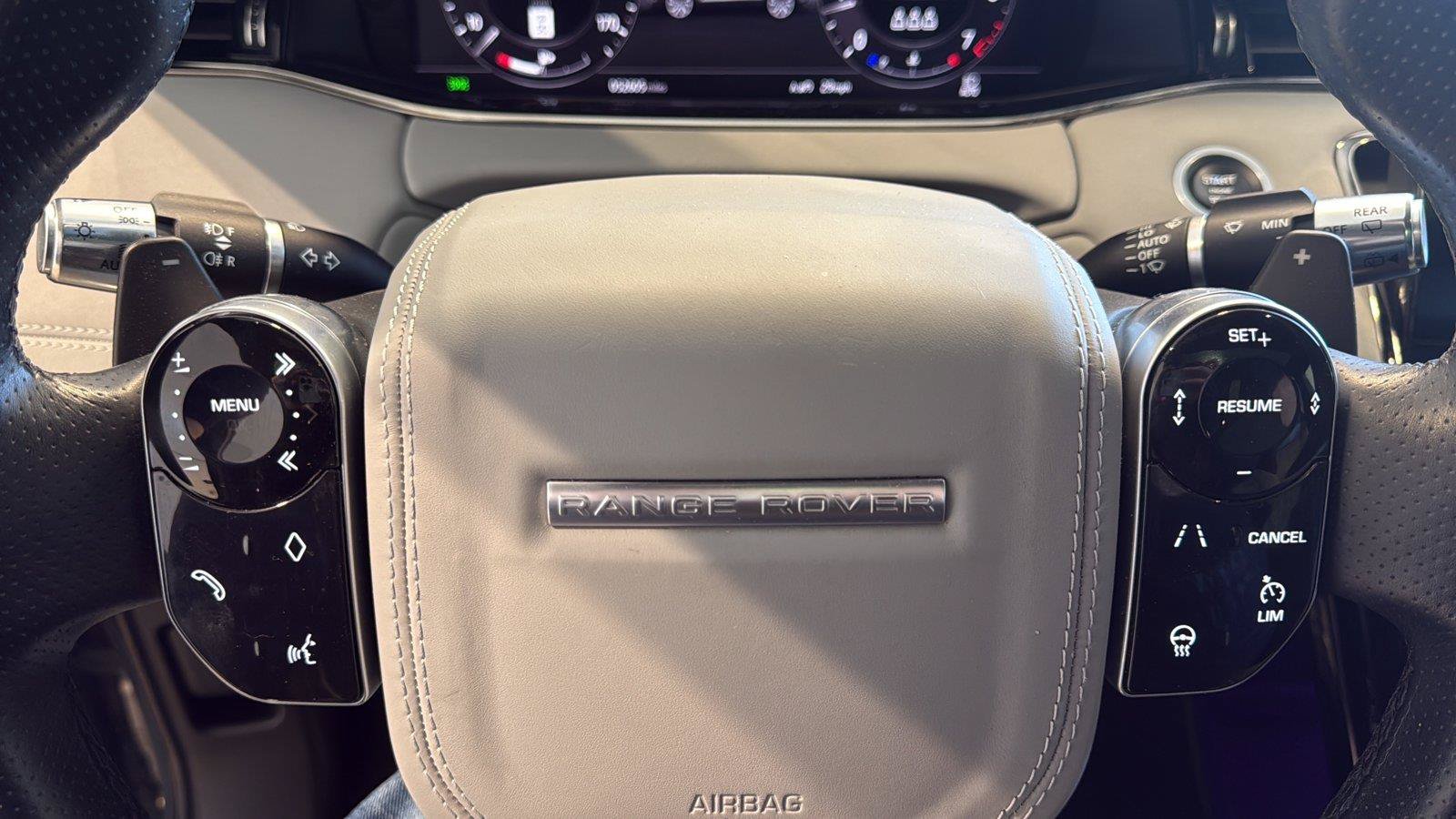 Used 2020 Land Rover Range Rover Evoque First Edition AWD/4WD image 23