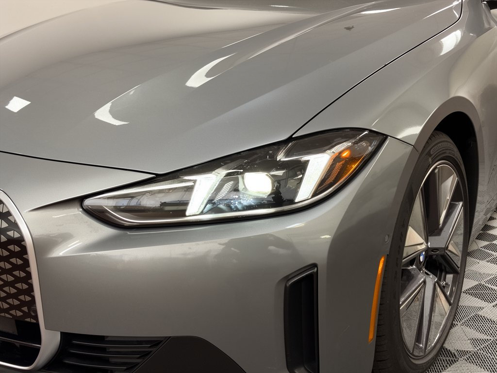 Used 2026 BMW i4 xDrive40i w/ Premium Package AWD/4WD image 11