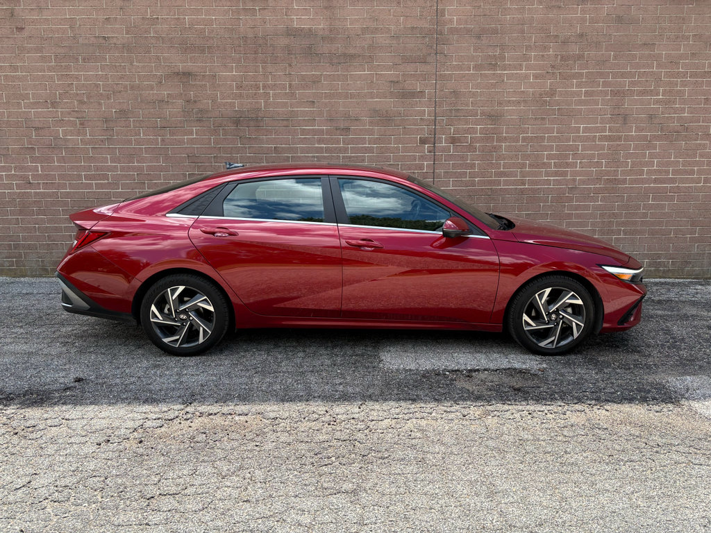 Used 2024 Hyundai Elantra Limited FWD image 6