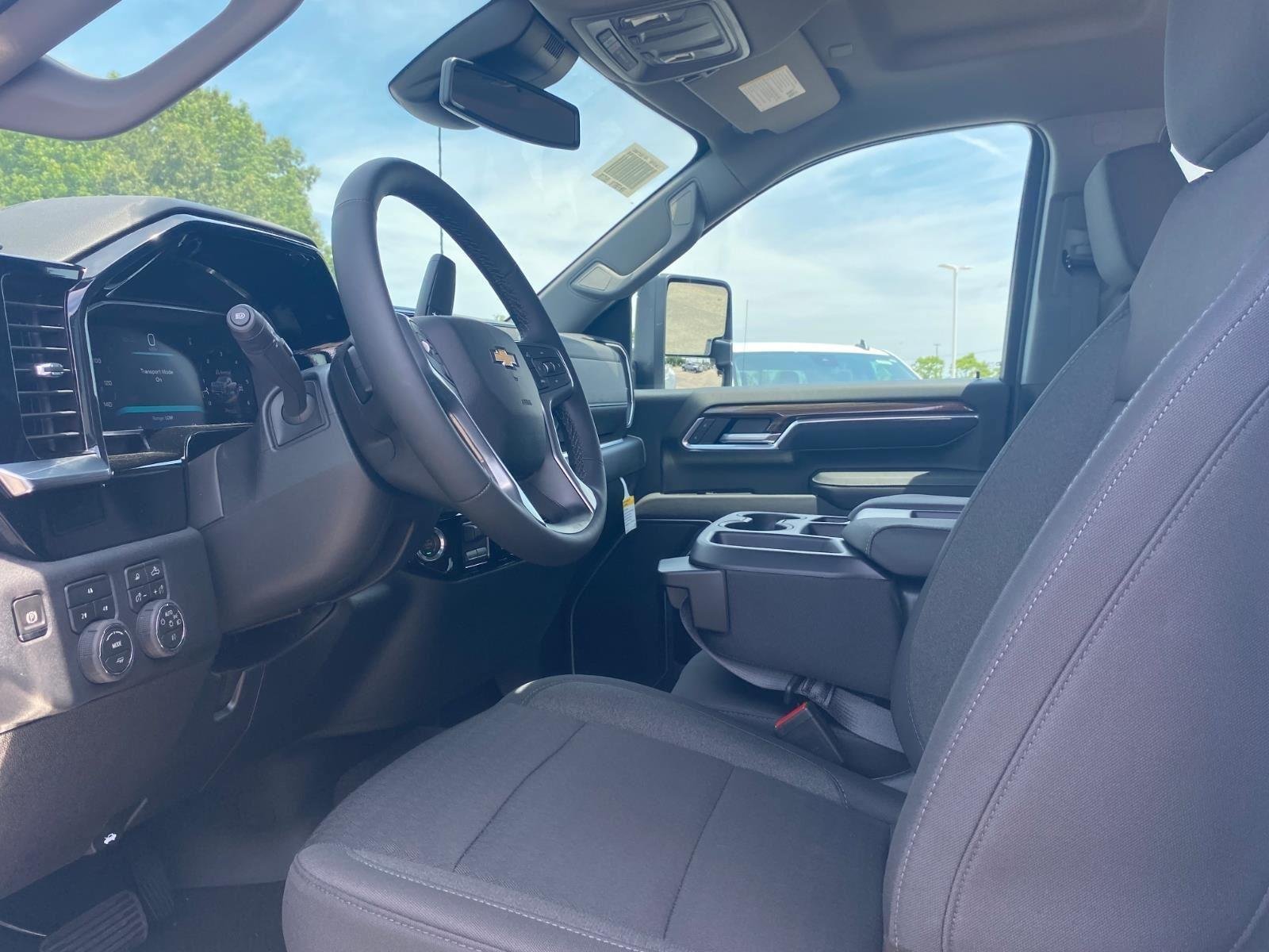 New 2026 Chevrolet Silverado 3500 LT w/ Safety Package AWD/4WD image 14