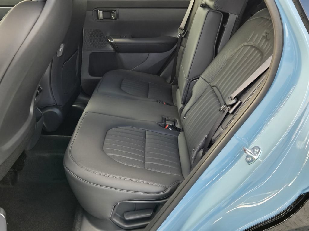 New 2027 Kia Seltos X-Line S w/ X-Line S Premium Package AWD/4WD image 8