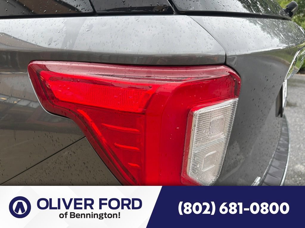 Used 2023 Ford Explorer Limited AWD/4WD image 21