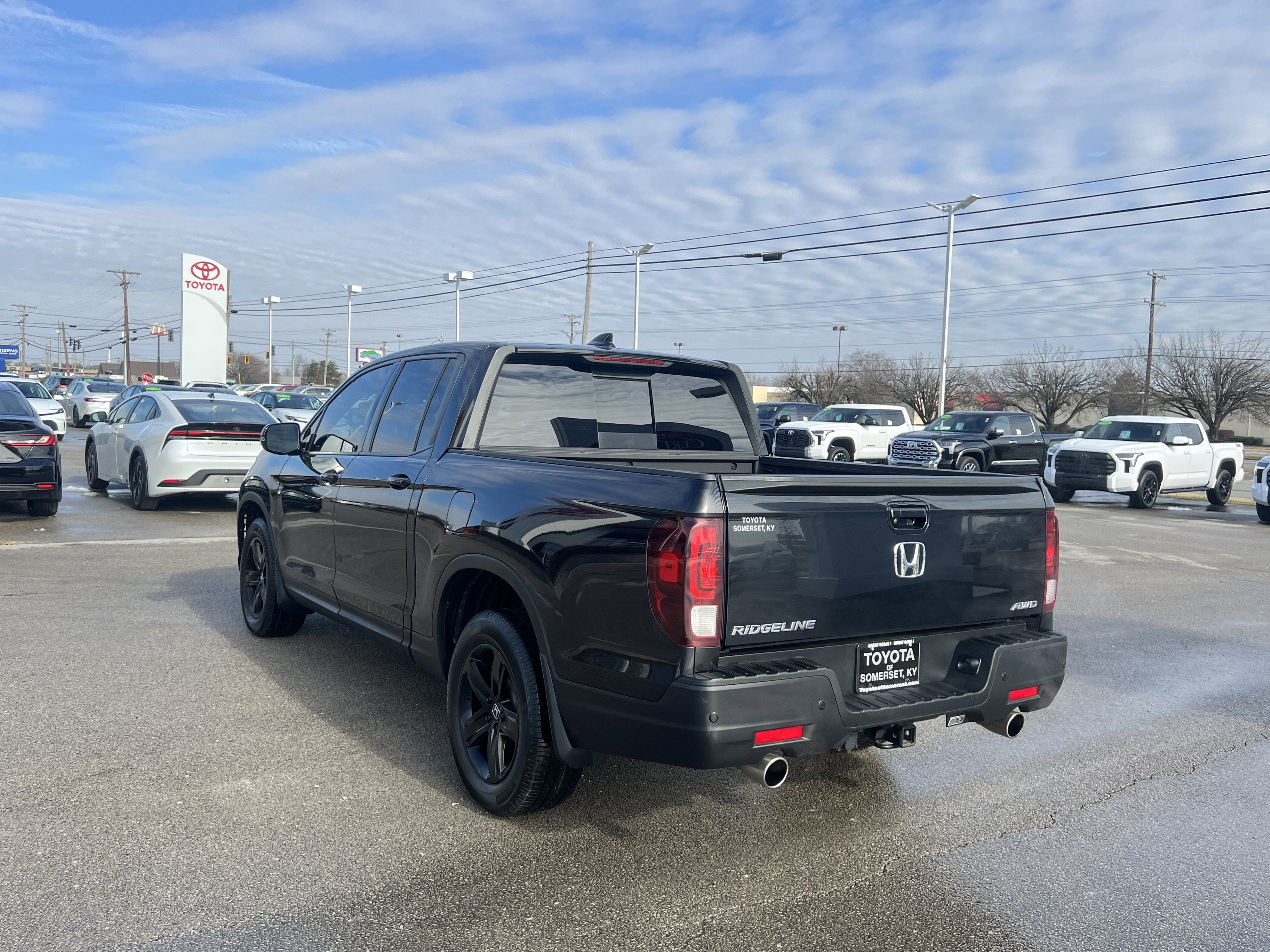Used 2021 Honda Ridgeline Black Edition image 7