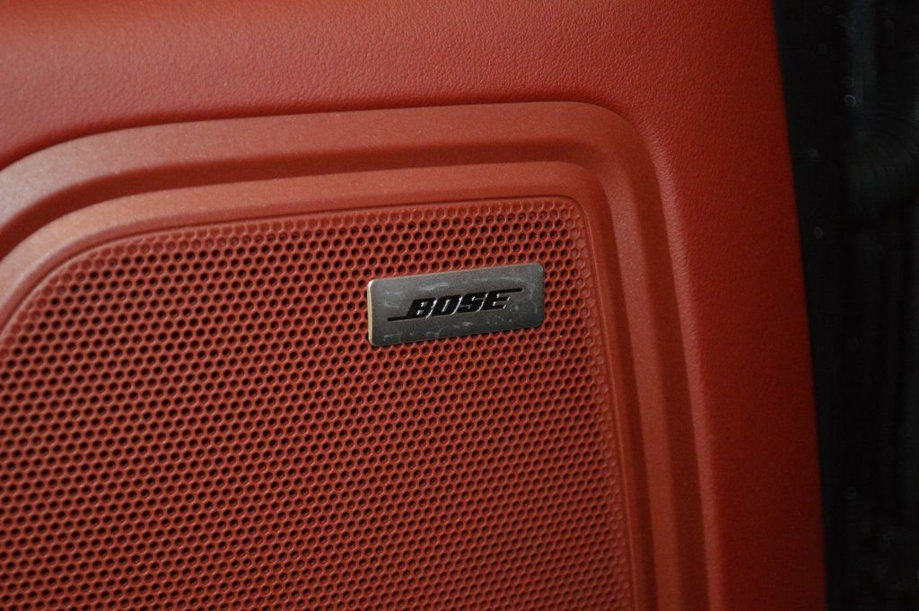 Certified 2025 Porsche Macan image 20