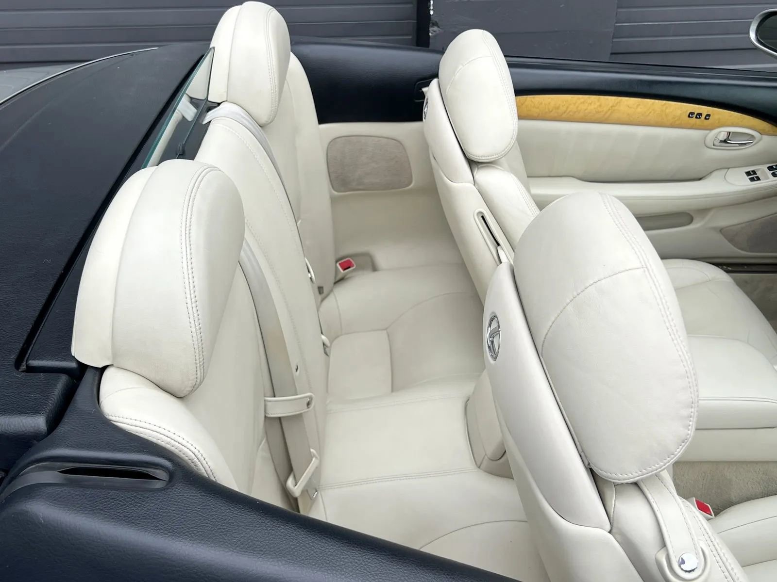 Used 2002 Lexus SC 430 Convertible image 17