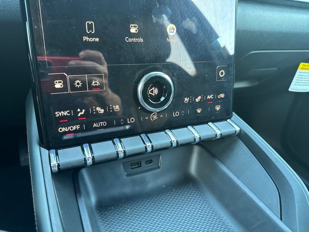 New 2026 GMC Terrain AT4 w/ Convenience Package III AWD/4WD image 30