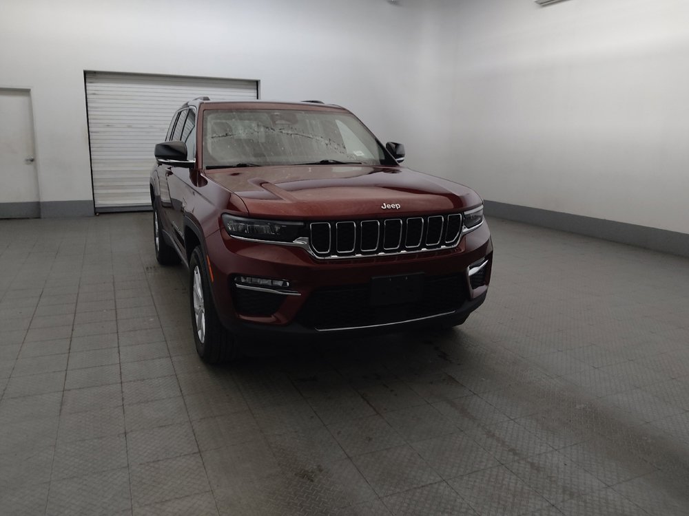 Used 2023 Jeep Grand Cherokee Limited AWD/4WD image 14