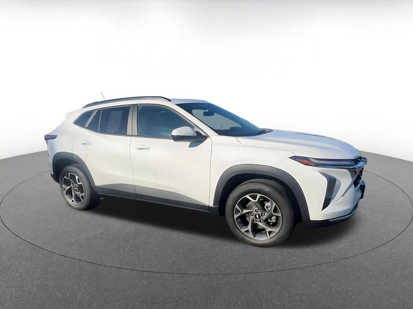 Used 2025 Chevrolet Trax LT video 2