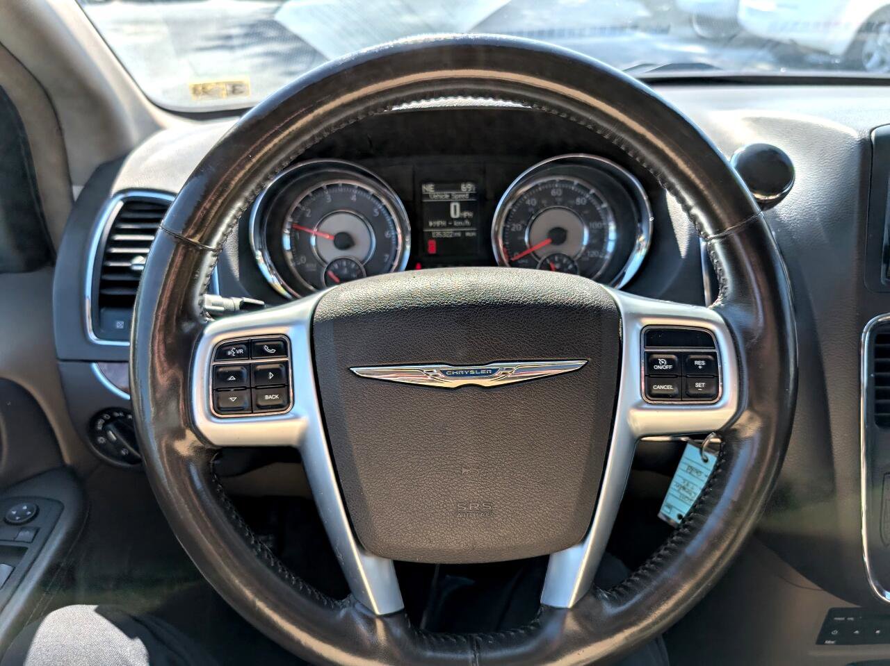 Used 2011 Chrysler Town & Country Limited w/ Trailer Tow Group image 14