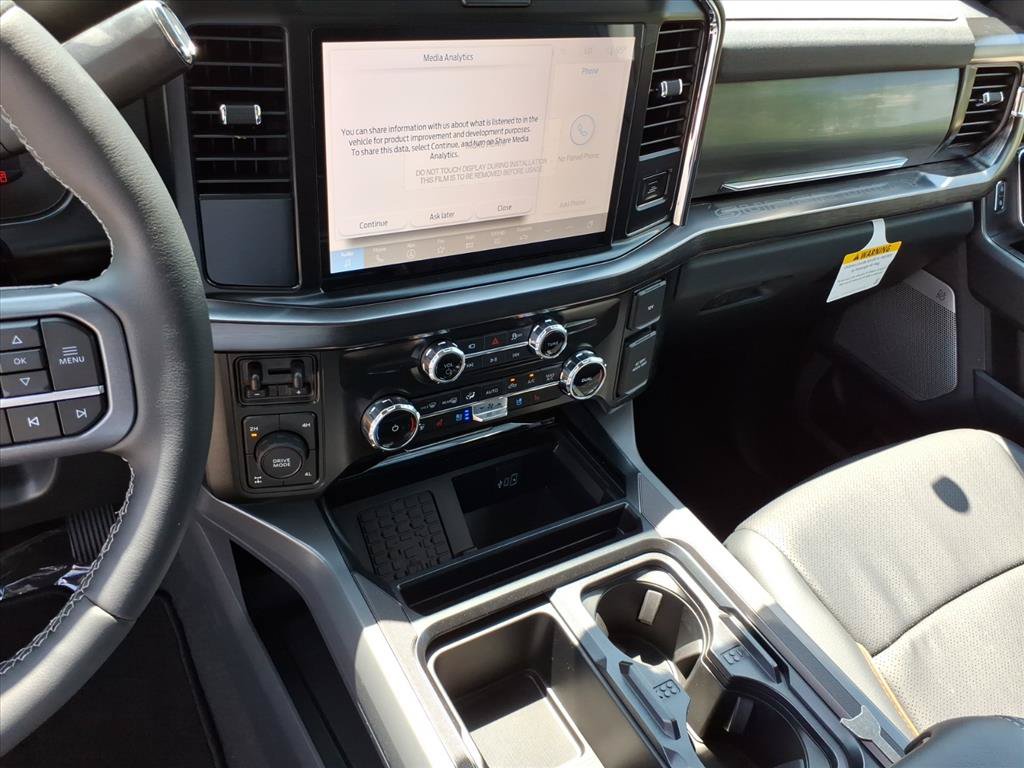 New 2026 Ford F250 Lariat AWD/4WD image 18