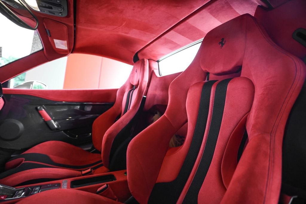 Used 2015 Ferrari 458 Speciale A RWD image 46
