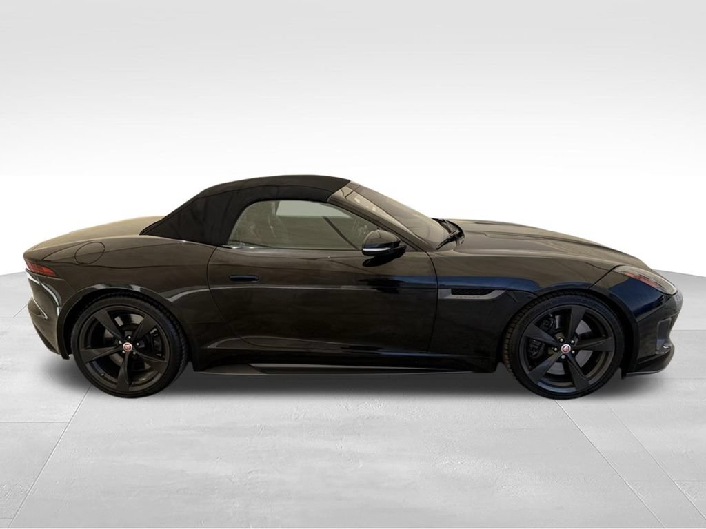 Used 2018 Jaguar F-TYPE 400 Sport RWD image 2