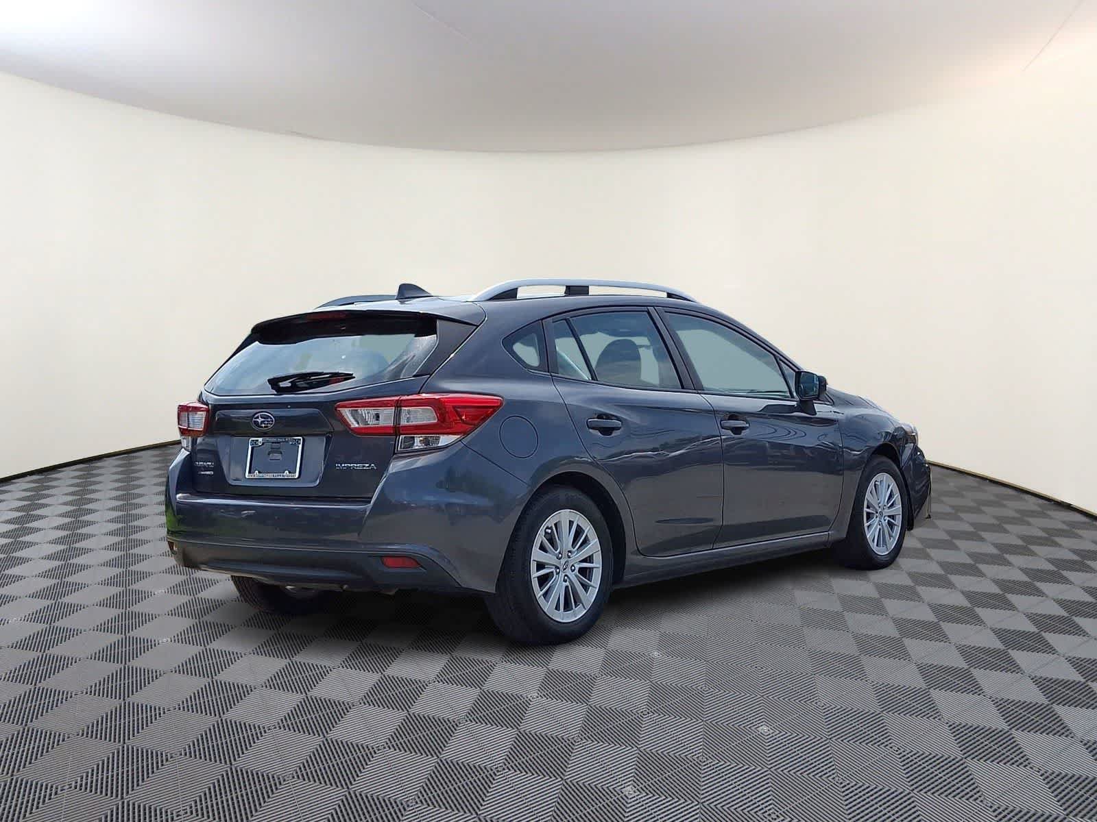 Used 2018 Subaru Impreza 2.0i Premium AWD/4WD image 5