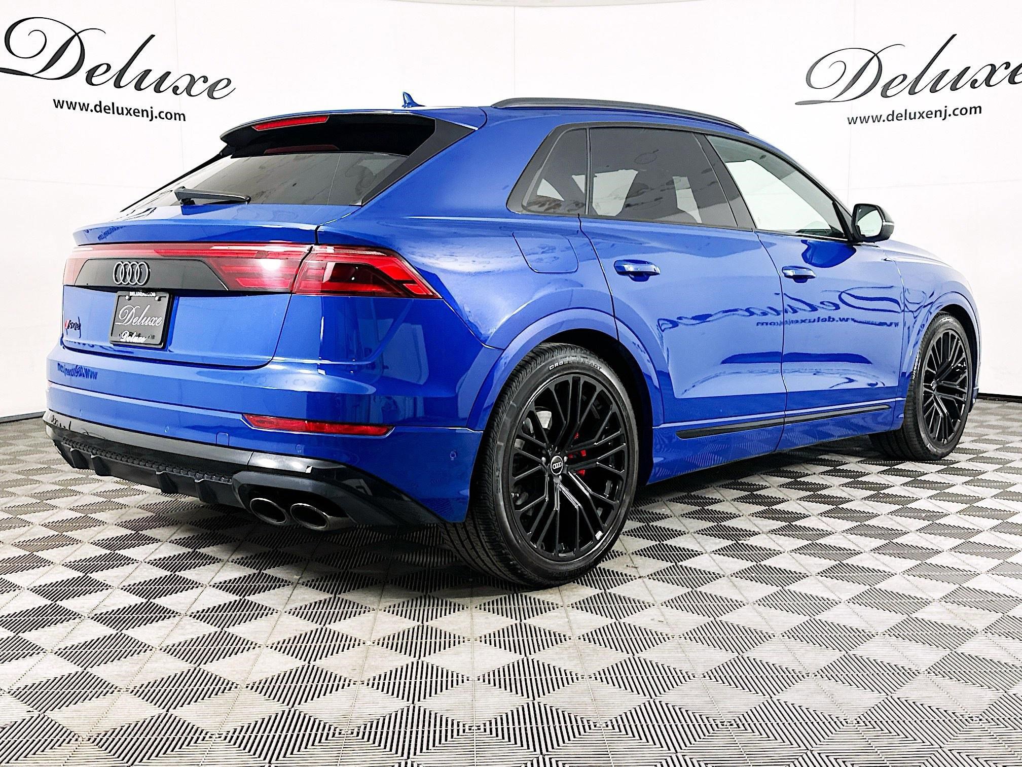 Used 2024 Audi SQ8 Premium Plus w/ S Sport Package image 6