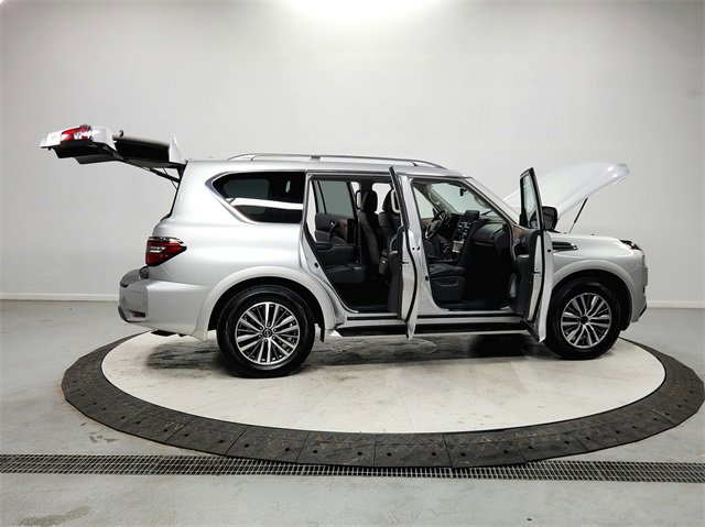 Used 2023 Nissan Armada SL w/ Captain's Chairs Package image 16