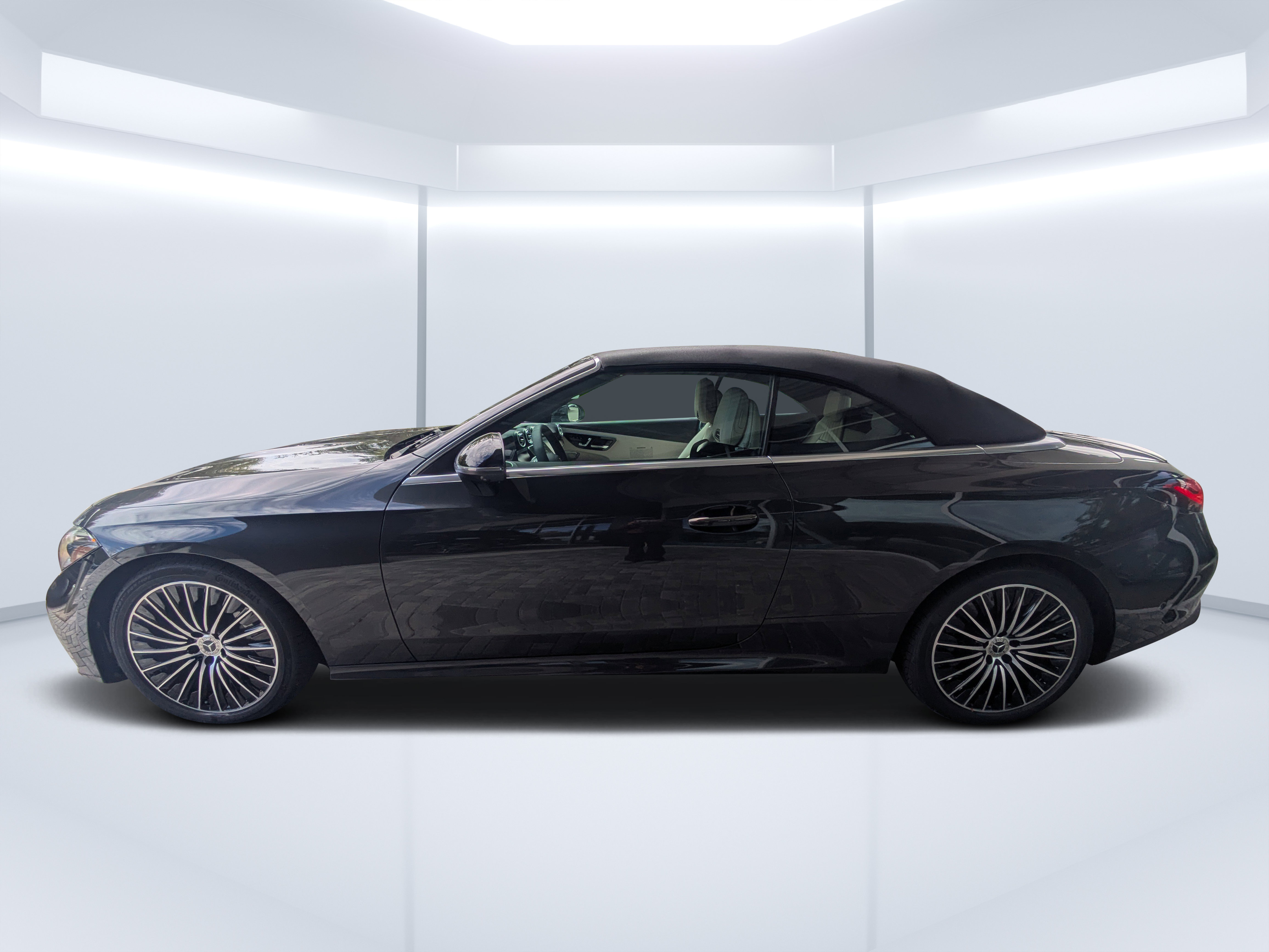 New 2027 Mercedes-Benz CLE 450 4MATIC Cabriolet image 6