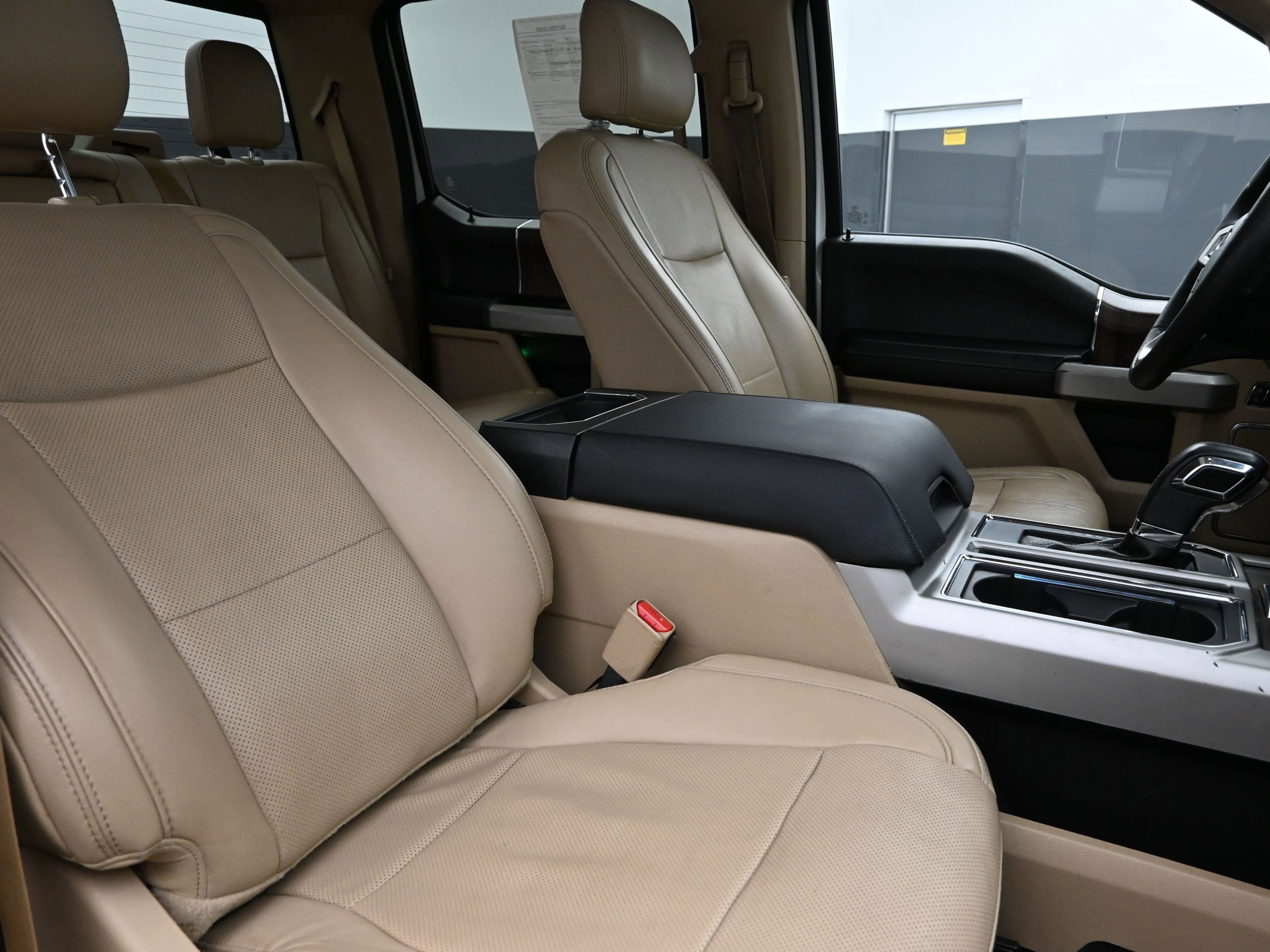 Used 2016 Ford F150 Lariat AWD/4WD image 27