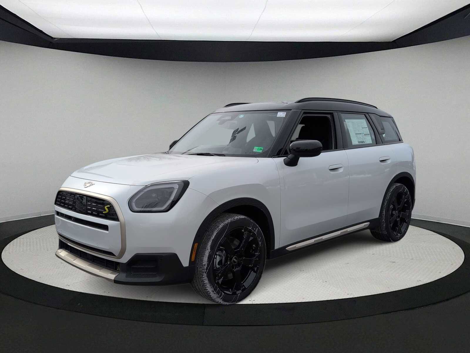 New 2026 MINI Cooper Countryman SE AWD/4WD image 4